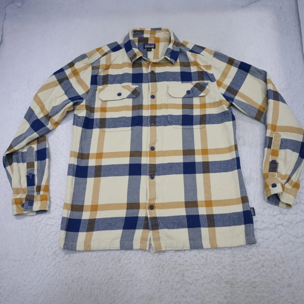 Patagonia Fjord Flannel Shirt Mens Medium Regular Blue Yellow Plaid Button Up